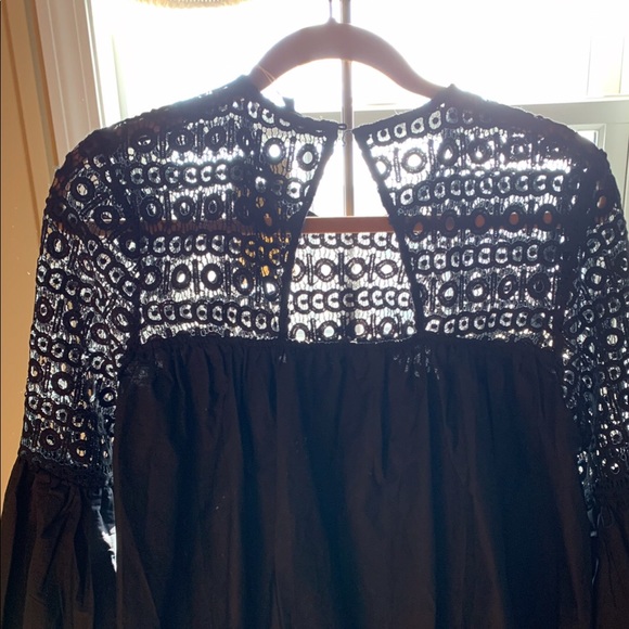 ENDLESS ROSE EMBROIDERY TOP - Picture 2 of 7